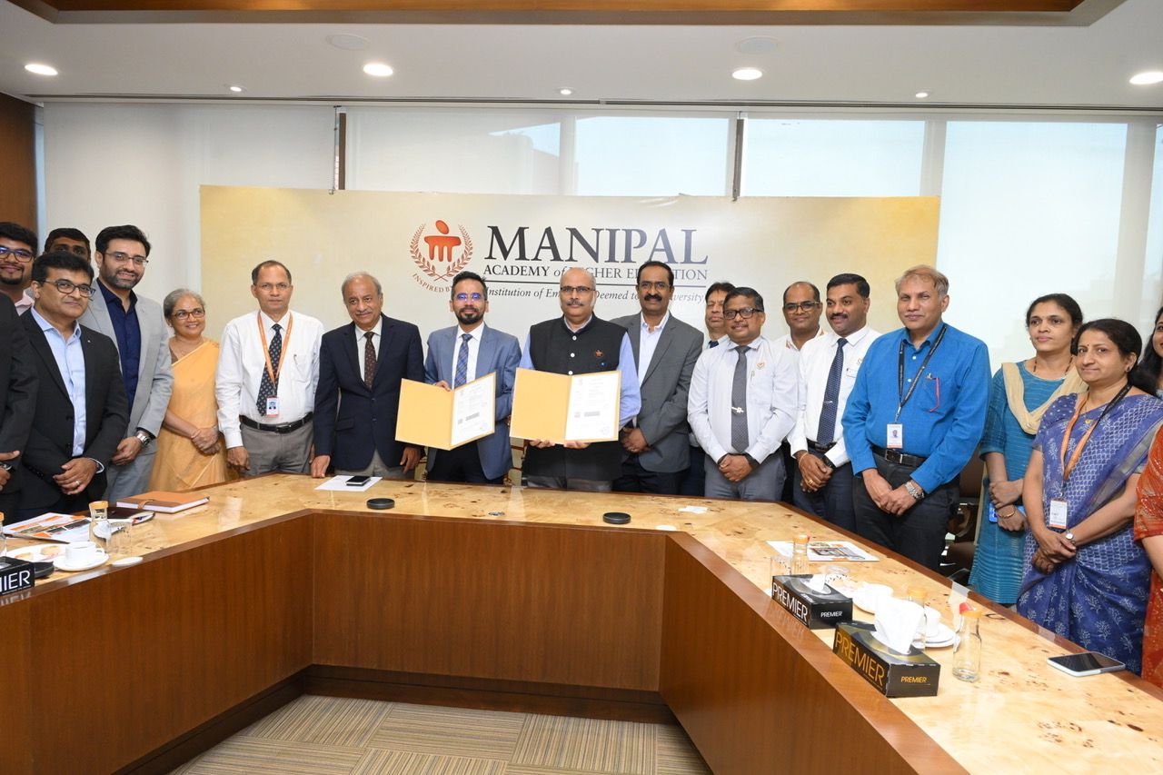 /files/MAHE_and_Roche_Diagnostics_India__pic_1.jpeg