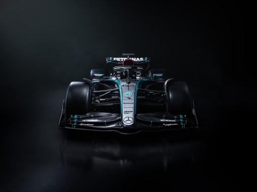 /files/Marriott_International_x_Mercedes-AMG_PETRONAS_F1_Team.jpg