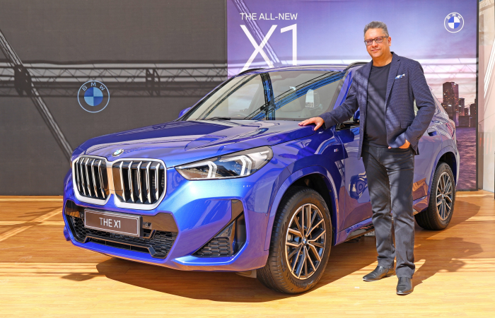 /files/MrVikramPawah,President,BMWGroupIndiaatthelaunchoftheBMWX1_82774.png